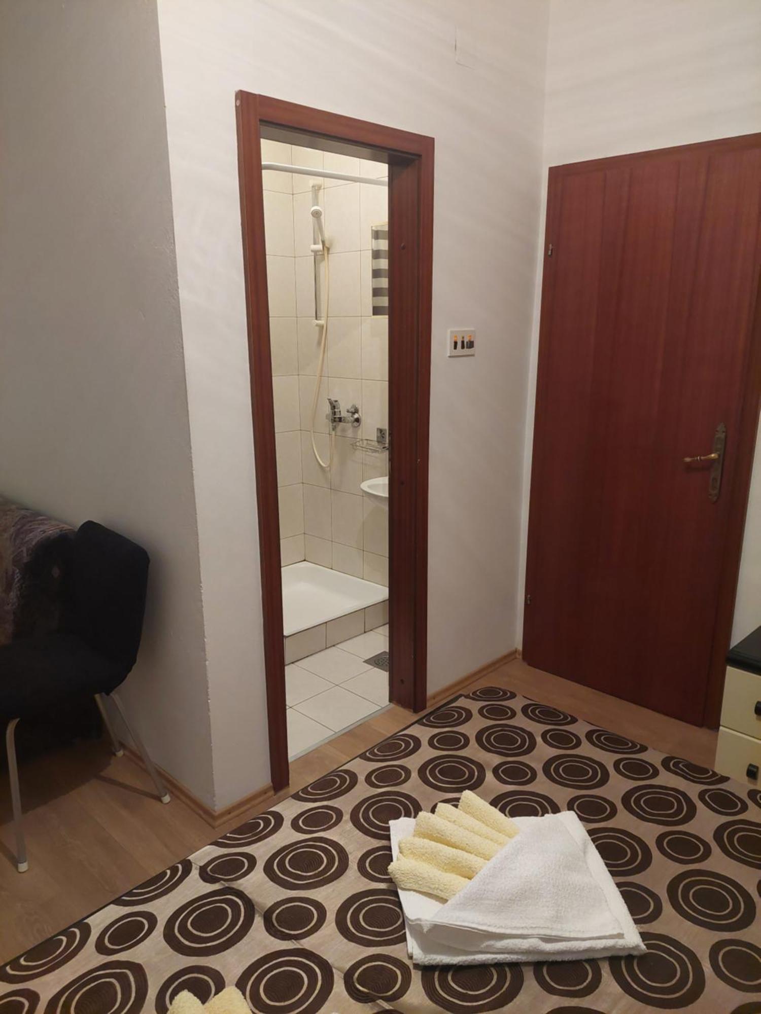 Holiday Room - The View ノヴィ・ヴィノドロスキー エクステリア 写真